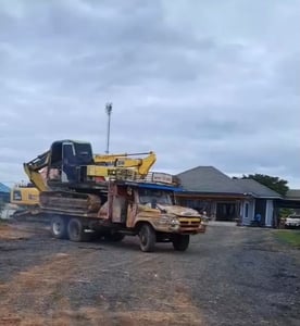 รถเทเลอร์ 10ล้อเครือง160แรง รถเทเลอร์ 10ล้อเครือง160แรง