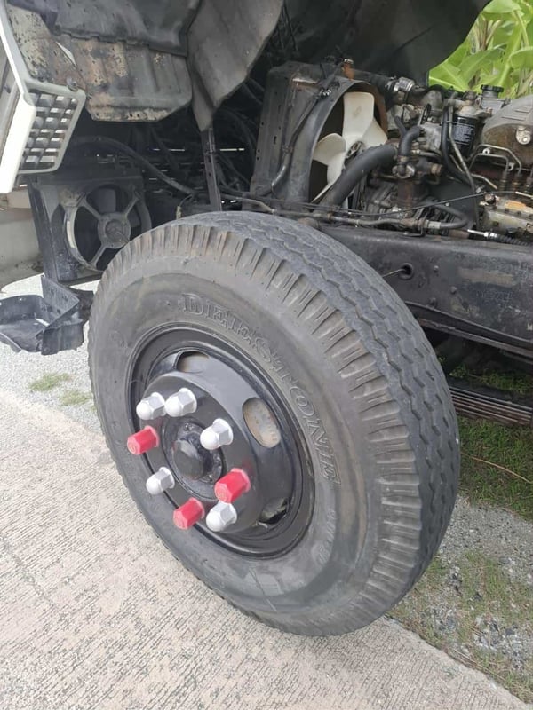 รถ6ล้อHino พื้นเรียบ 0819333780