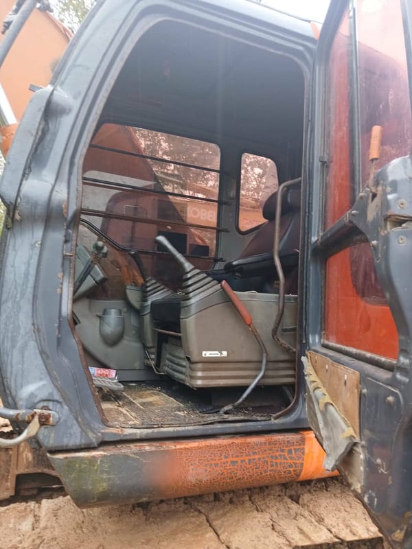 รถขุดHITACHI ZX 200-1 