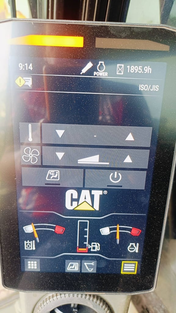 รถขุดCAT320GX มี2คัน 0819333780