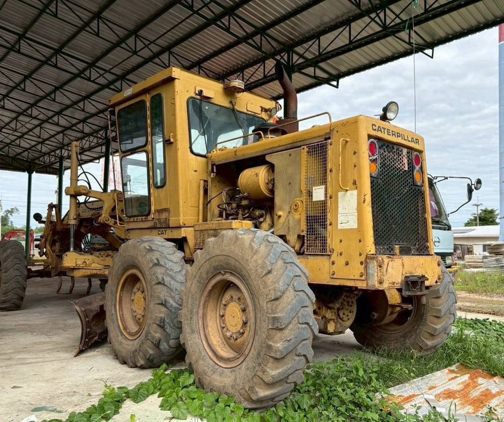 รถเกรด CAT 140G 72V เก๋งมีแอร์ รถเกรด CAT 140G 72V เก๋งมีแอร์