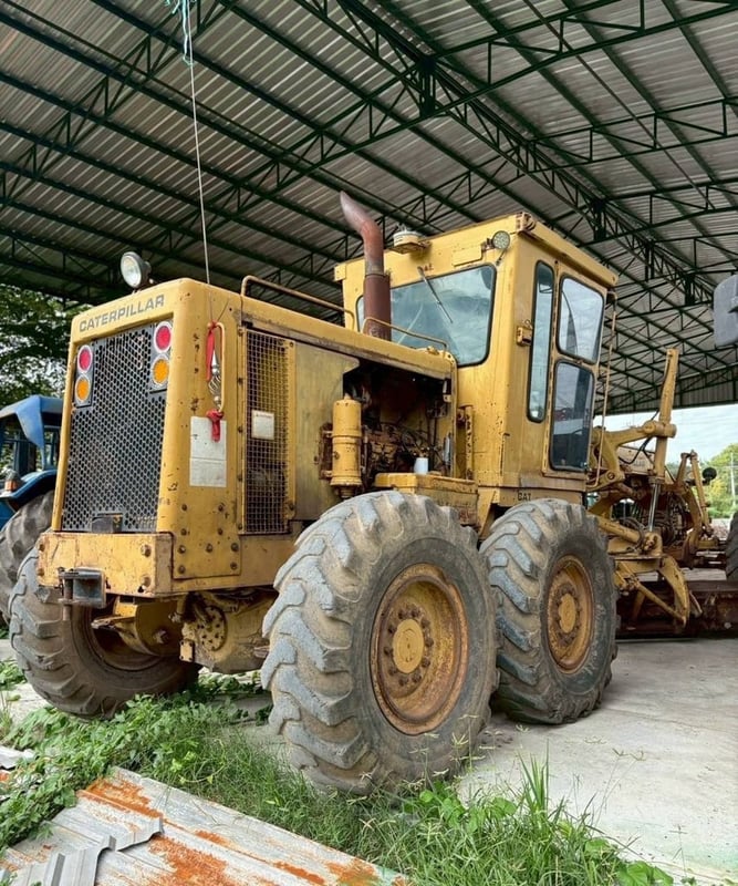 รถเกรด CAT 140G 72V เก๋งมีแอร์ รถเกรด CAT 140G 72V เก๋งมีแอร์