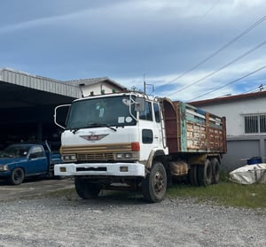 รถดั้ม 10ล้อHINO FM226 0819333780 รถดั้ม 10ล้อHINO FM226 0819333780