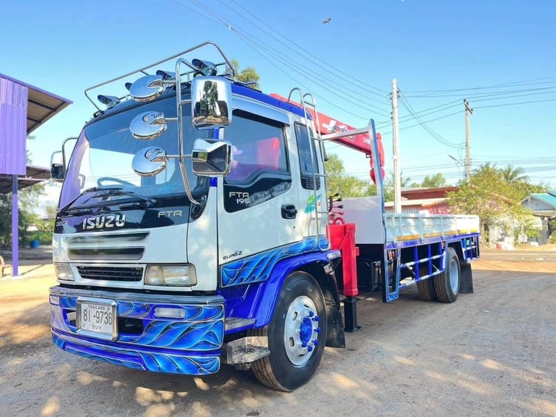 รถ6ล้ออีซูซุเดก้า195แรง เครนยูนิค3.7ตัน 0819333780 รถ6ล้ออีซูซุเดก้า195แรง เครนยูนิค3.7ตัน 0819333780