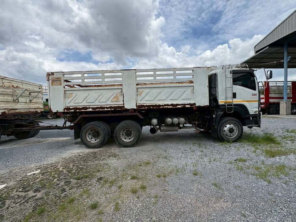 รถพ่วงISUZUแม่ลูก𝟮𝟮ล้อ รถพ่วงISUZUแม่ลูก𝟮𝟮ล้อ