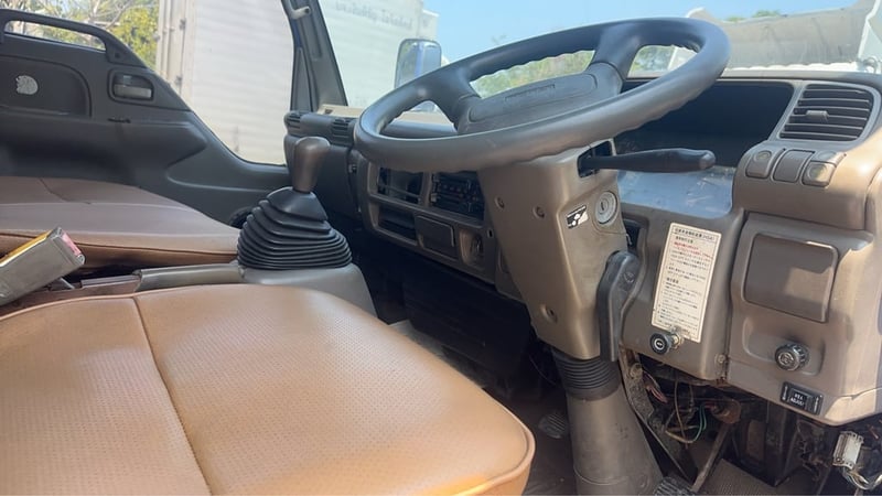 รถ6ล้อหัวคลัขซี ISUZU NPR 120แรง รถ6ล้อหัวคลัขซี ISUZU NPR 120แรง