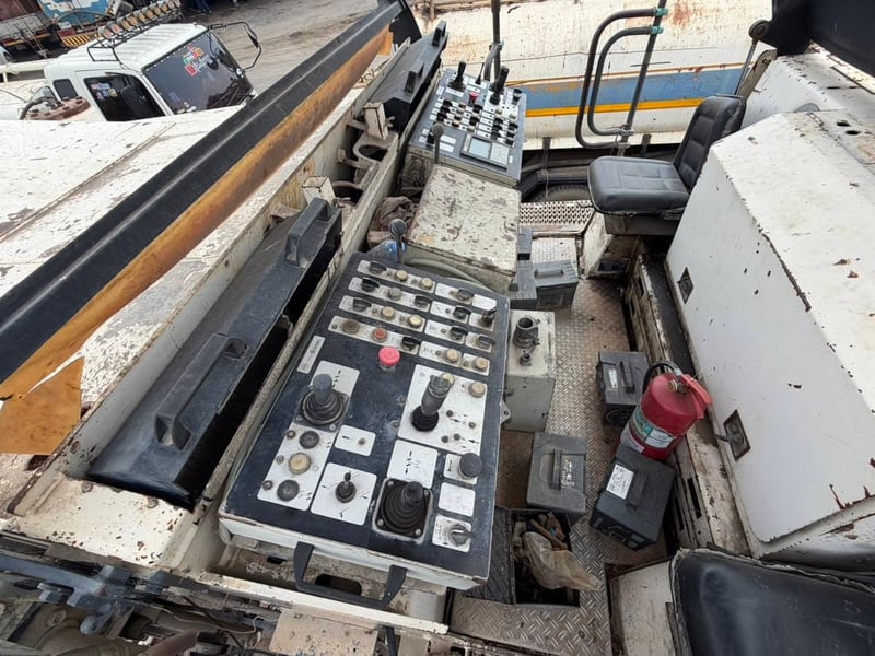 รถกัดถนน Wirtgen W2200CR