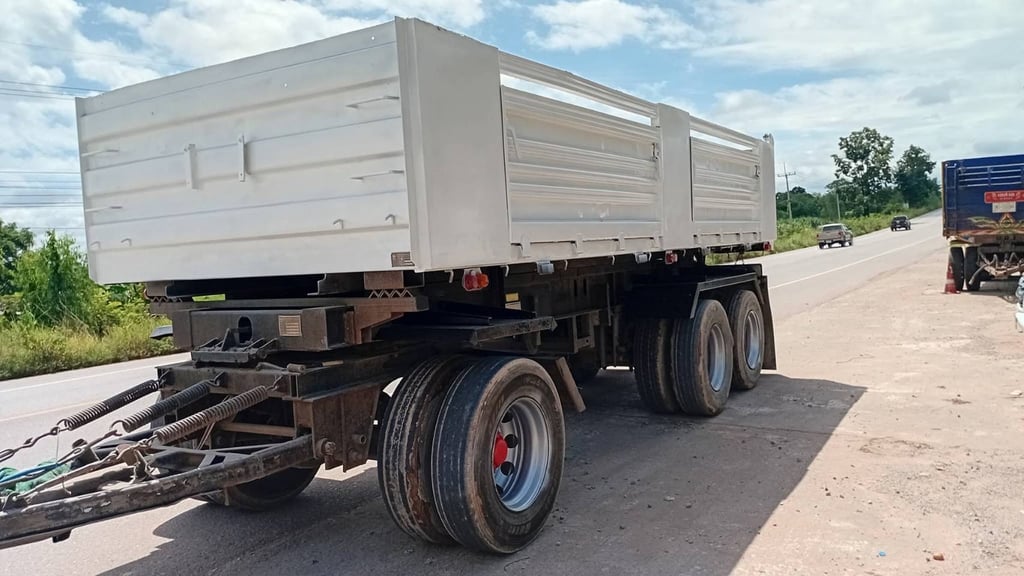 รถพ่วง22ล้อ SIUZUแม่ปี 56ลูกปี 58 รถพ่วง22ล้อ SIUZUแม่ปี 56ลูกปี 58