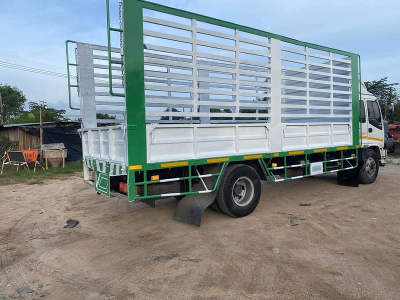 10ล้อHINOแท่นเตี้ย190แรงยาว6.60ม 10ล้อHINOแท่นเตี้ย190แรงยาว6.60ม