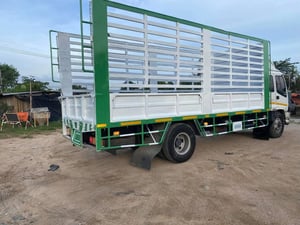 10ล้อHINOแท่นเตี้ย190แรงยาว6.60ม 10ล้อHINOแท่นเตี้ย190แรงยาว6.60ม