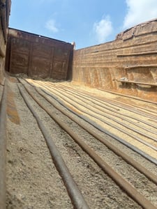 รถ10ดั้มหินใหญ่