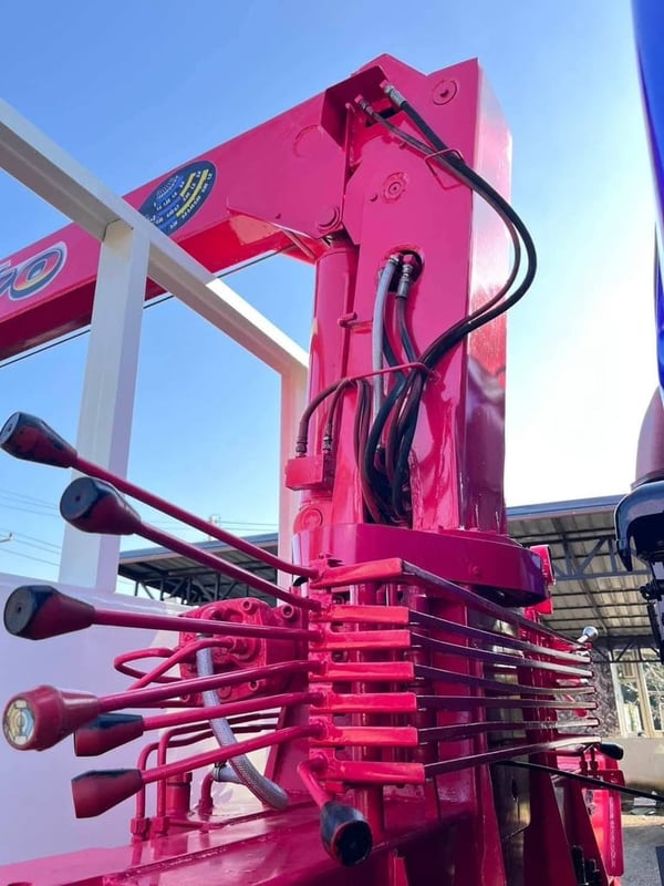 รถ6ล้ออีซูซุเดก้า195แรง เครนยูนิค3.7ตัน 0819333780 รถ6ล้ออีซูซุเดก้า195แรง เครนยูนิค3.7ตัน 0819333780