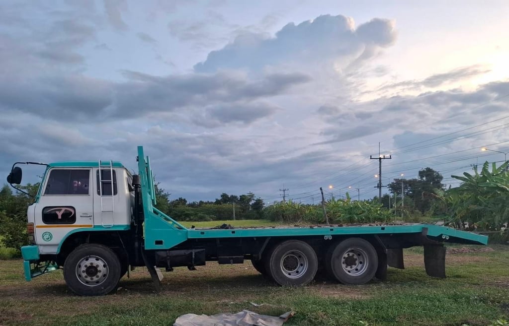 รถ10ล้อเทเลอร์Hino F17 เครื่องho7c 180แรง รถ10ล้อเทเลอร์Hino F17 เครื่องho7c 180แรง