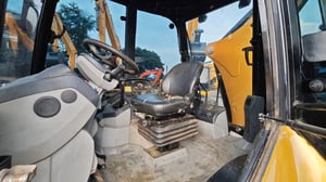 รถตักหน้าขุดหลัง CAT 422E 2เพลา 0819333780