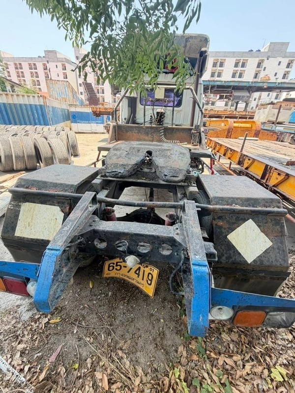 รถหัวลาก 6ล้อ ISUZU DECA 195แรง ปี43 0819333780