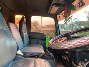 10ล้อHINOแท่นเตี้ย190แรงยาว6.60ม 10ล้อHINOแท่นเตี้ย190แรงยาว6.60ม