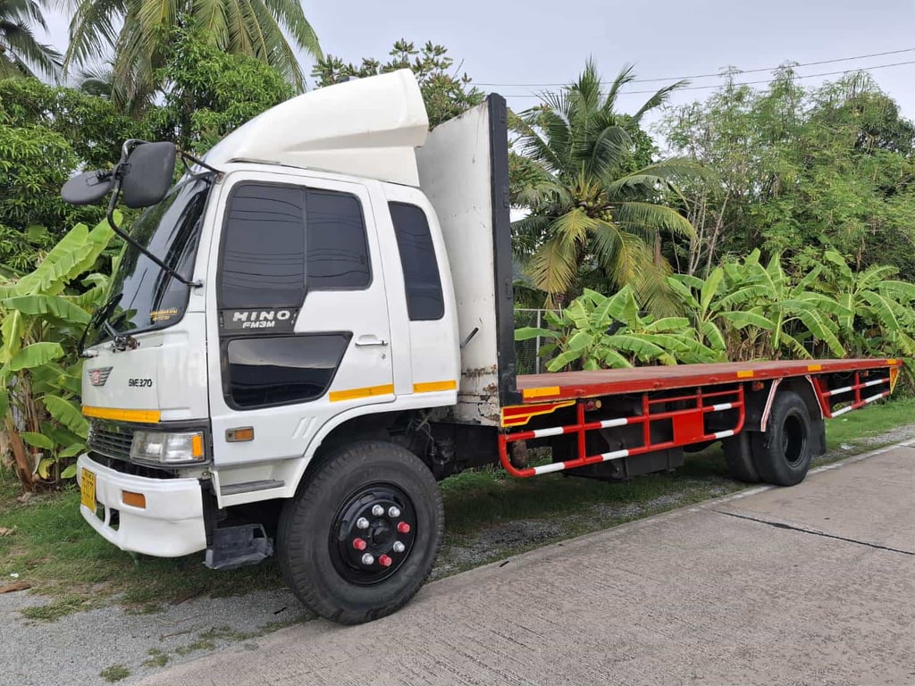 รถ6ล้อHino พื้นเรียบ 0819333780 รถ6ล้อHino พื้นเรียบ 0819333780