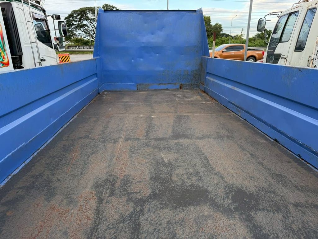 6 ล้อดั้ม NPR-115 แรง ปี46 5คิว 