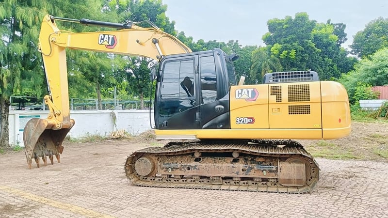 รถขุดCAT320GX มี2คัน 0819333780 รถขุดCAT320GX มี2คัน 0819333780