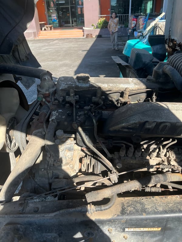 รถ6ล้อHino 