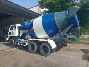 รถ10ล้อโม่ปูนซูโม่227เครื่อง260แรง  0819333780