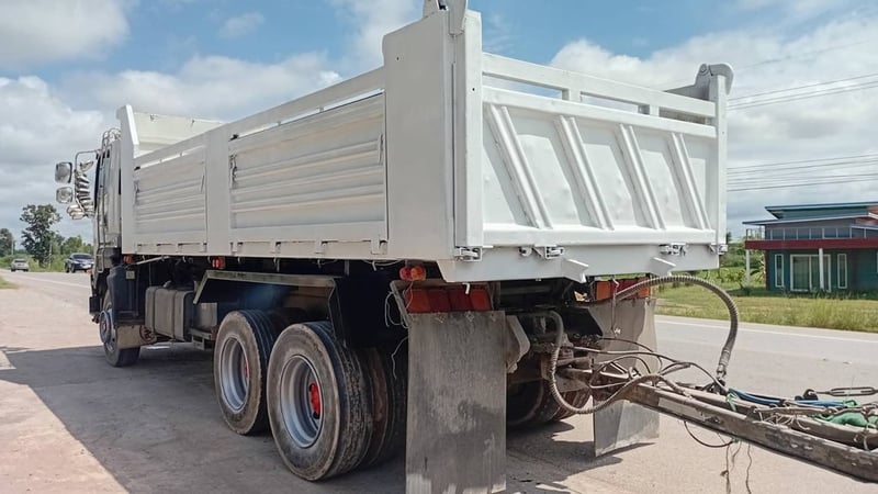 รถพ่วง22ล้อ SIUZUแม่ปี 56ลูกปี 58 