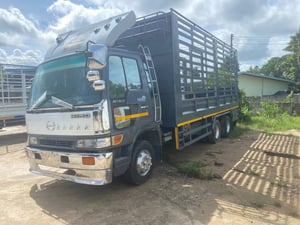 10ล้อHINOแท่นเตี้ย190แรง