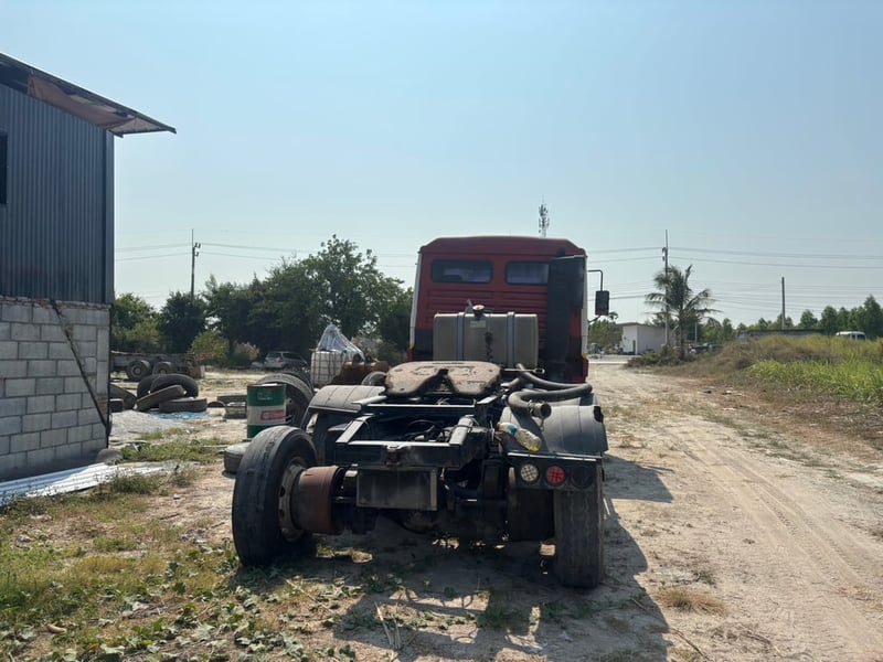 รถ10ล้อหัวลาก“มีโรตารี่เป่าปูนผง“