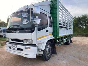 10ล้อHINOแท่นเตี้ย190แรงยาว6.60ม 10ล้อHINOแท่นเตี้ย190แรงยาว6.60ม