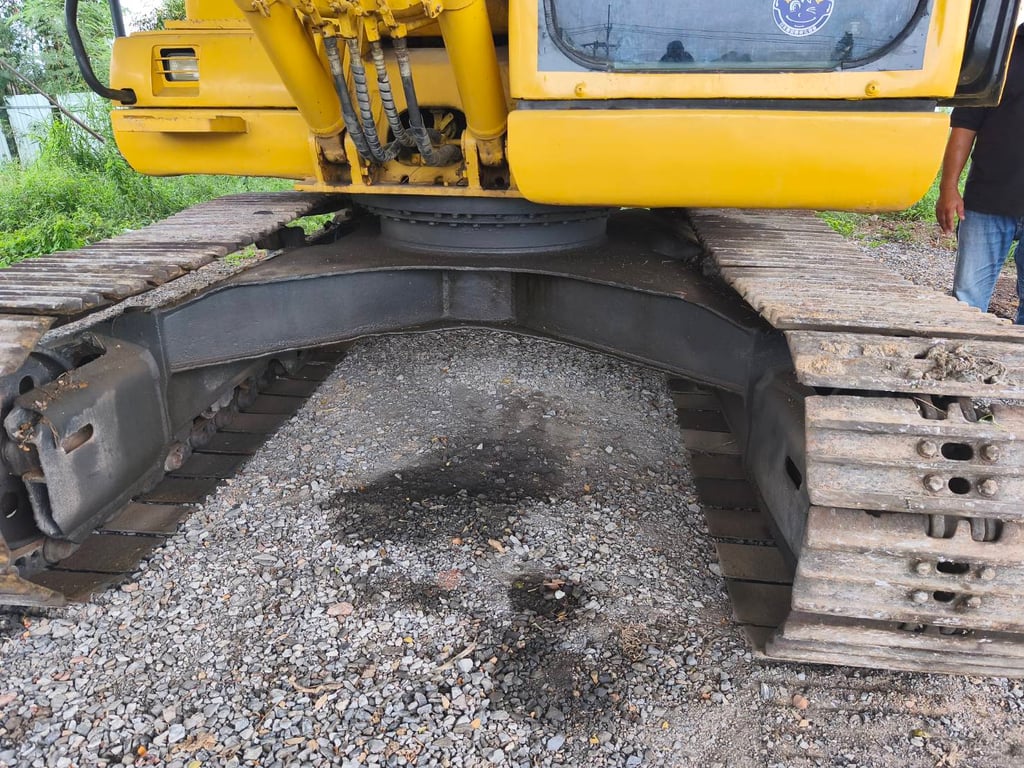 รถขุด KOMATSU PC130-7 0819333780