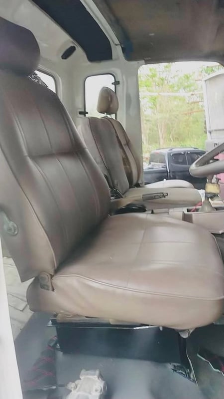 รถโม่ปูน nissan ปี53290แรง โม่ 6 คิว รถโม่ปูน nissan ปี53290แรง โม่ 6 คิว