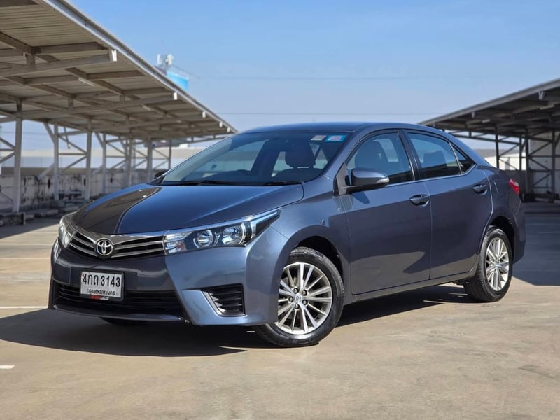 Toyota Altis 1.8E ปี 2014  