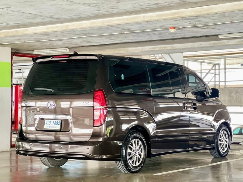 Hyundai H1 Deluxe ปี 2019 สภาพสวยบางเดิม Hyundai H1 Deluxe ปี 2019 สภาพสวยบางเดิม