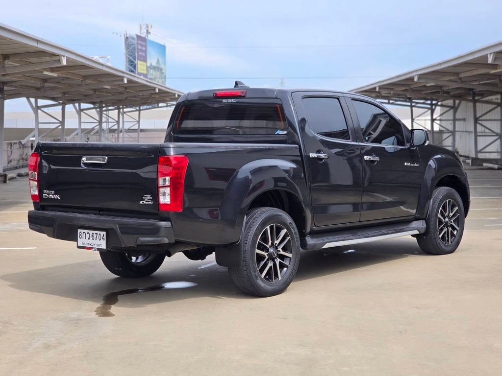 Isuzu Dmax 3.0Z Prestige Navi Auto Isuzu Dmax 3.0Z Prestige Navi Auto