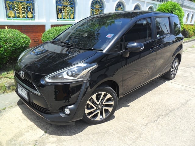 Toyota Sienta 1.5V ปี 3016  เดิมบางทั้งคัน 45,xxx กม