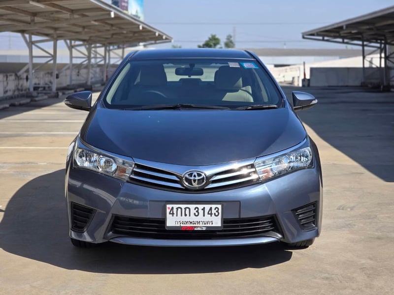 Toyota Altis 1.8E ปี 2014  