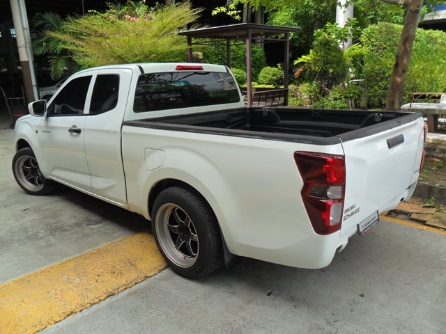 Isuzu Dmax 1.9S Auto ปี 2021 ไมล์น้อย 56,xxx km Isuzu Dmax 1.9S Auto ปี 2021 ไมล์น้อย 56,xxx km