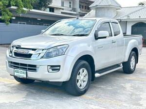 Isuzu Dmax HiLander 2.5 Z Auto ปี 2015  สีเดิม 84,000 กิโล 