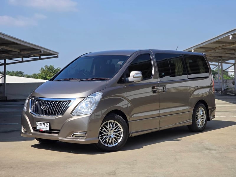 Hyundai H1 Grand Starex 2.54VIP ปี 2016 Hyundai H1 Grand Starex 2.54VIP ปี 2016