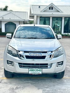 Isuzu Dmax HiLander 2.5 Z Auto ปี 2015  สีเดิม 84,000 กิโล 