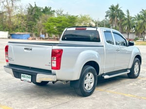 Isuzu Dmax HiLander 2.5 Z Auto ปี 2015  สีเดิม 84,000 กิโล 