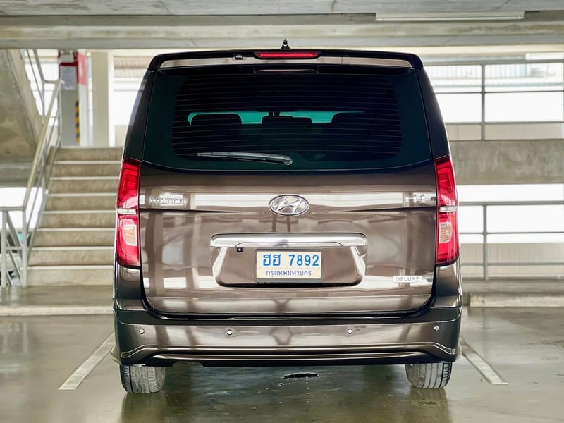 Hyundai H1 Deluxe ปี 2019 สภาพสวยบางเดิม Hyundai H1 Deluxe ปี 2019 สภาพสวยบางเดิม