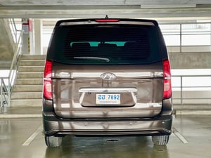 Hyundai H1 Deluxe ปี 2019 สภาพสวยบางเดิม Hyundai H1 Deluxe ปี 2019 สภาพสวยบางเดิม