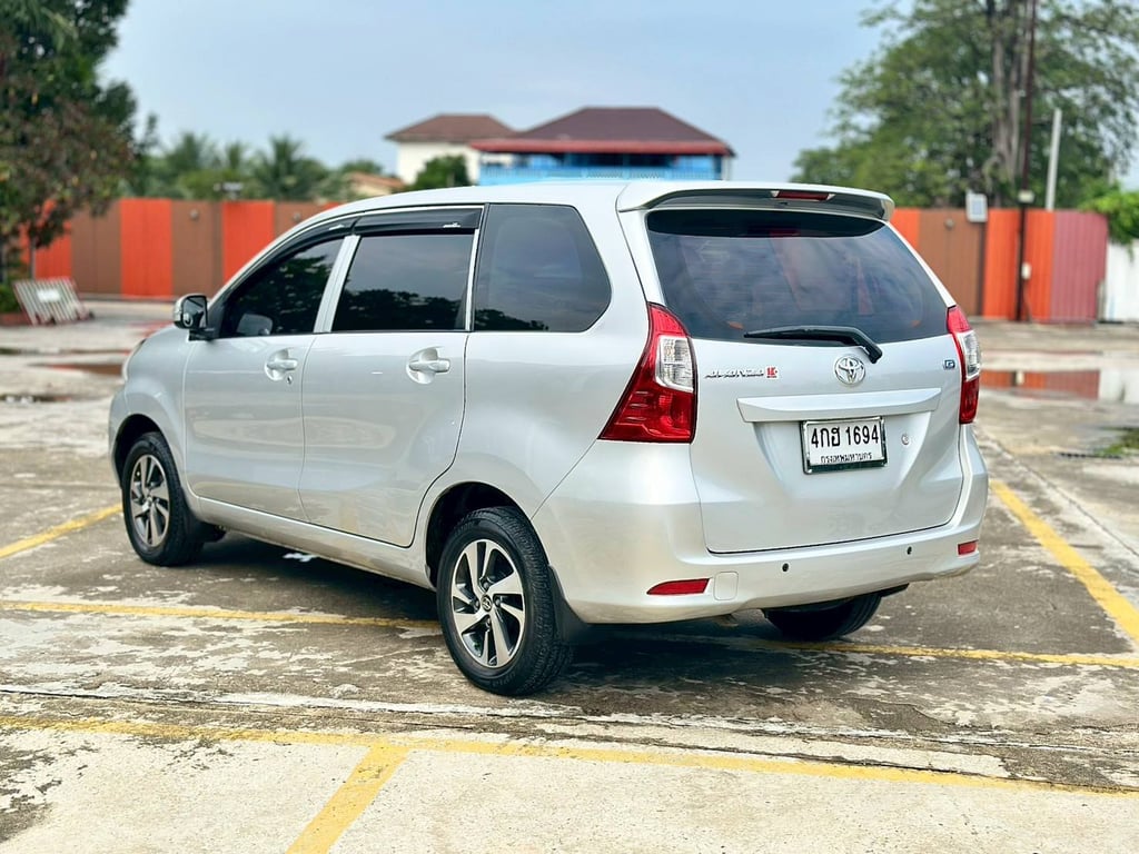 Toyota Avanza 1.5G ปี 2016  ประวัติเข้าศูนย์ทุกระยะ