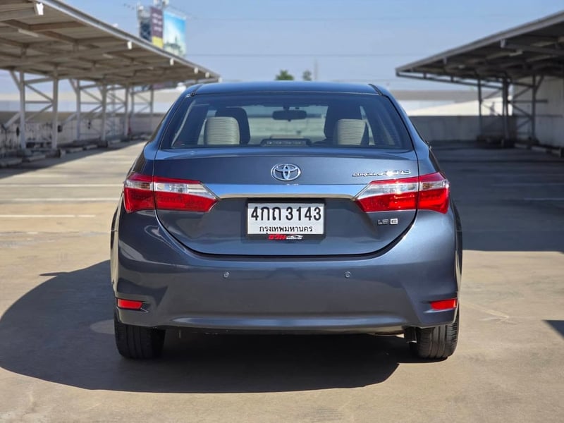 Toyota Altis 1.8E ปี 2014  