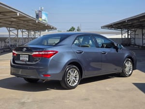 Toyota Altis 1.8E ปี 2014  