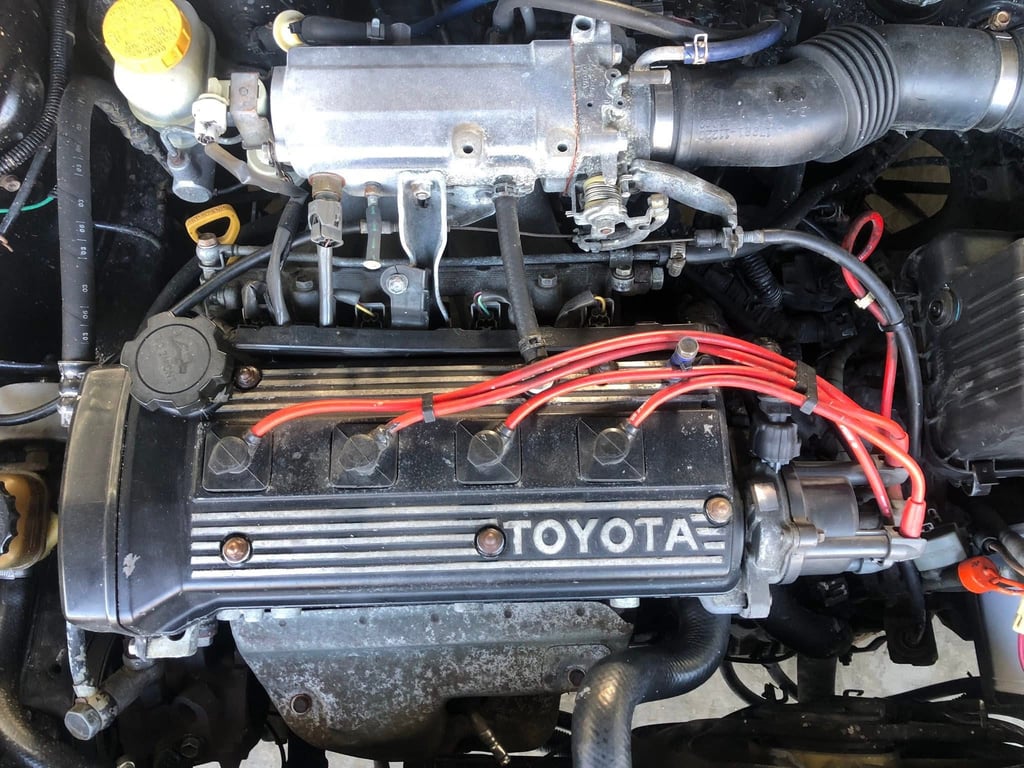 2 ประตู คูเป้ ตอนนี้จับต้องได้ 168,OOO ต่องรองได้  0894475074 อู้ด