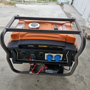 เครื่องปั่นไฟ ROWEL 3800E สภาพใช้งาน