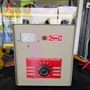 หม้อแปลงปรับแรงดันไฟ (Voltage Step Up & Down Transformer) ยี่ห้อ PUMA