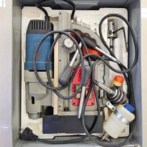 สว่านแท่นแม่เหล็ก Dong Cheng DJC23